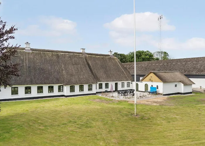 Six-bedroom In
